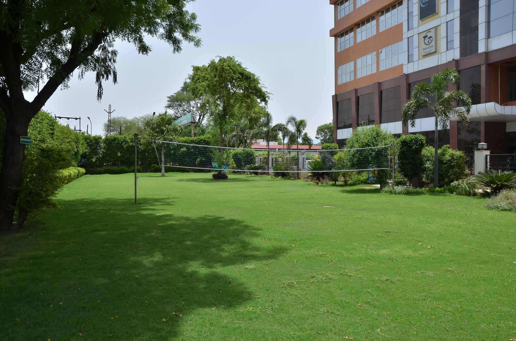 Days Hotel By Wyndham Neemrana Exterior foto