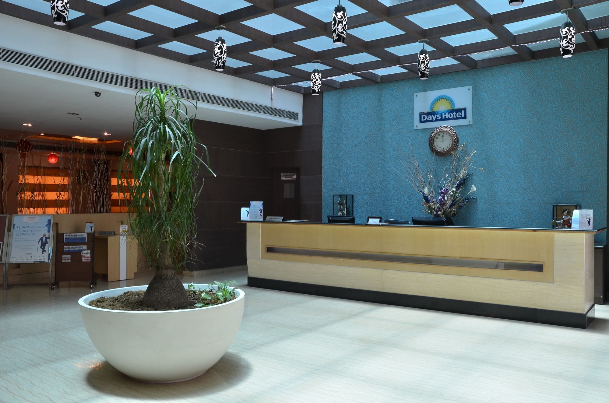 Days Hotel By Wyndham Neemrana Exterior foto
